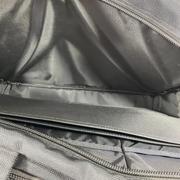 Brenthaven Carrying Briefcase Messenger Bag Laptop Computer Office Black 17" EUC - Picture 5 of 12